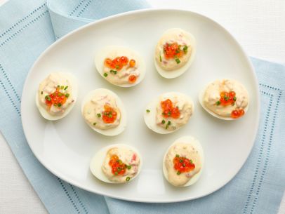 BX0405 smoked salmon deviled eggs s4x3.jpg.rend.sni12col.landscape